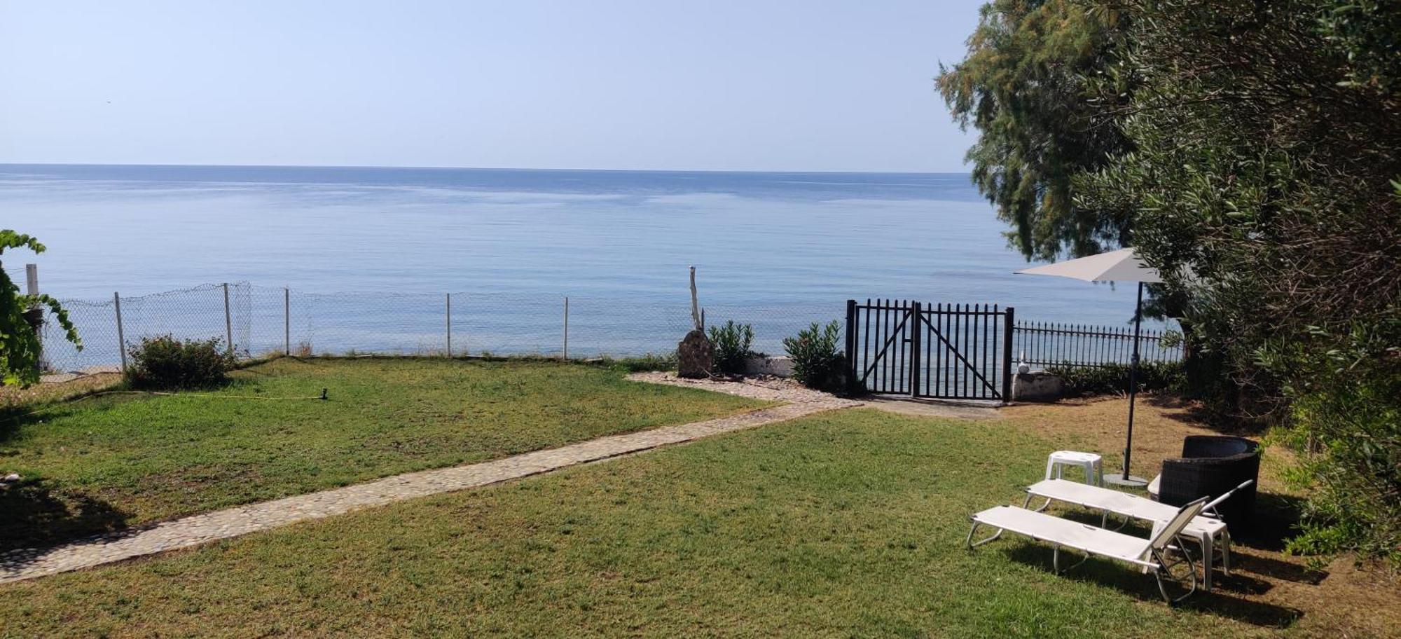 Sea Esta Holiday Home ネア・スキオニ エクステリア 写真